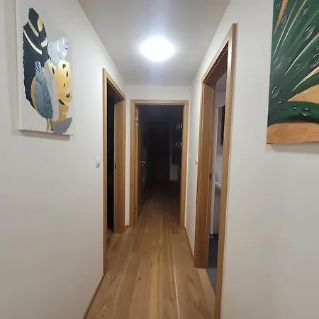 Terrace And Free Parking Apartament Praga