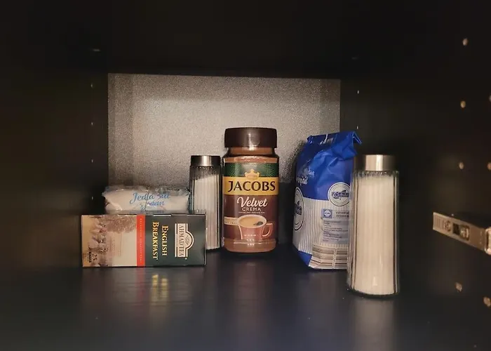 Terrace And Free Parking شقة