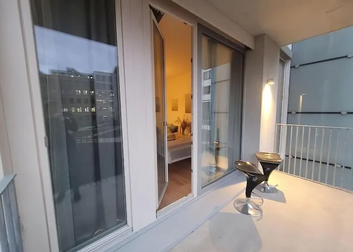 Terrace And Free Parking *