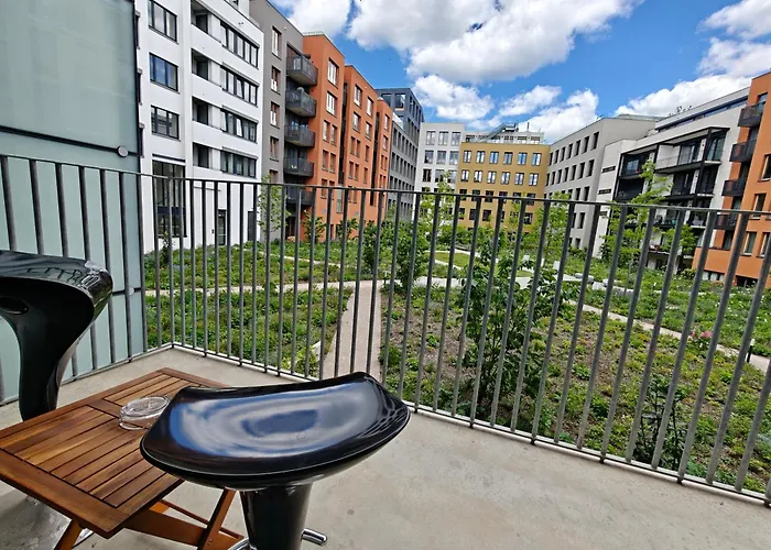 Terrace And Free Parking Διαμέρισμα